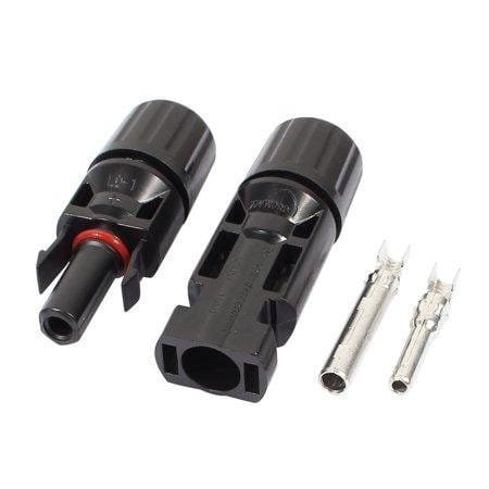 MC4 jungčių pora presuojama